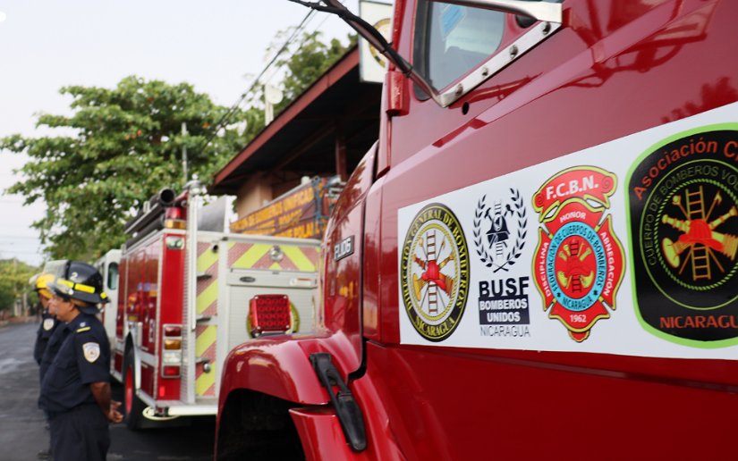 BOMBEROS